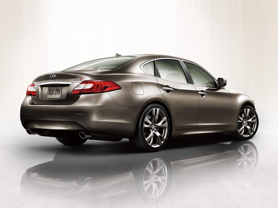  Infiniti M56 S 2010 года  (фото 14 из 34)